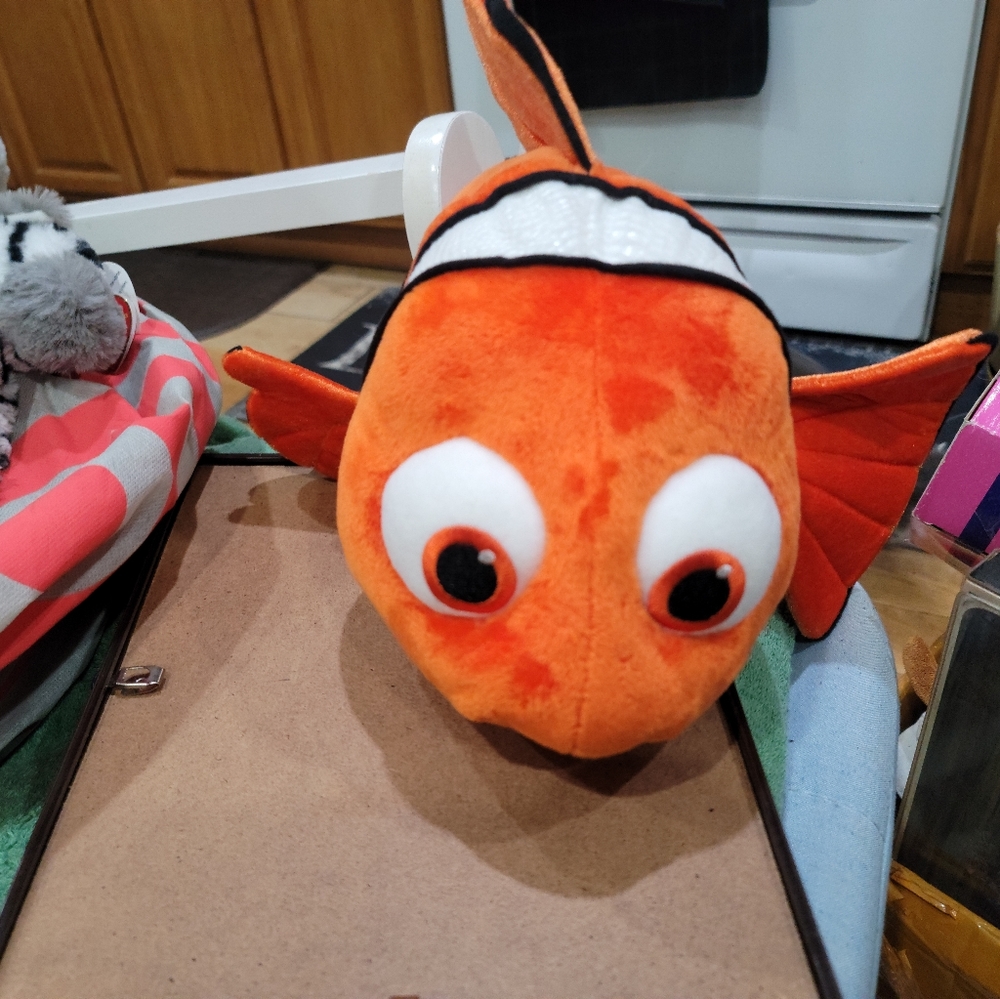 Nemo plush - Picture 2 of 3